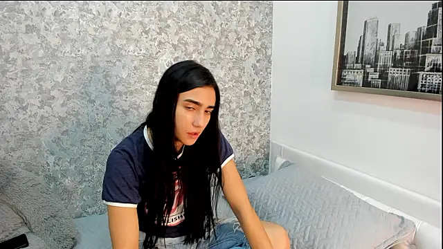 Anika H online show from March 22, 2026, 12:18 pm