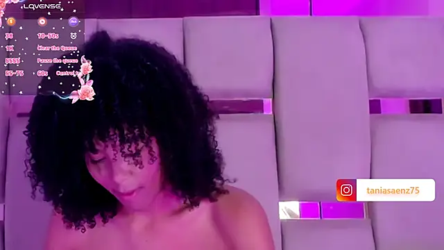 Snapshot of Tania_Saen chatting on February 21, 2026, 6:54 pm Tania Saen online show from February 21, 2026, 6:54 pm