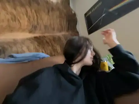 ash10alex online show from March 24, 2026, 3:34 pm