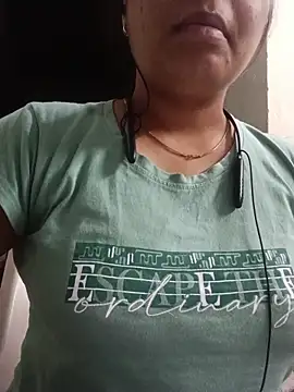 taniya0 online show from April 1, 2026, 5:32 pm