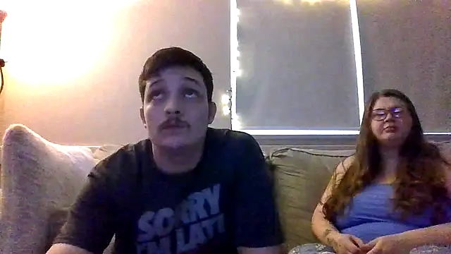 Snapshot of jhhh2026 chatting on April 7, 2026, 6:54 pm jhhh2026 online show from April 7, 2026, 6:54 pm