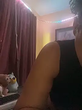 Snapshot of Blasiandoll2222 chatting on February 20, 2026, 8:33 pm Blasiandoll2222 online show from February 20, 2026, 8:33 pm