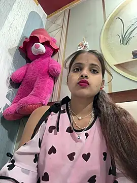 samayra1144 online show from April 2, 2026, 7:37 am