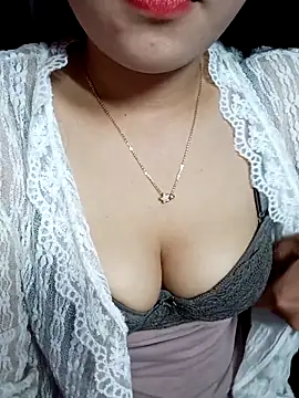 Eye-squirt online show from February 15, 2026, 1:21 pm