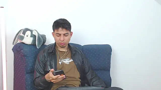 polloCol4U online show from April 2, 2026, 2:19 am