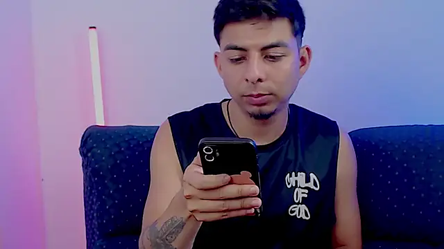 polloCol4U online show from April 8, 2026, 4:25 am