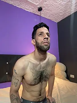 Snapshot of Karim_mansur chatting on February 21, 2026, 3:25 pm Karim mansur online show from February 21, 2026, 3:25 pm