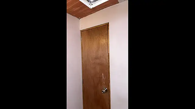 Karim mansur online show from April 8, 2026, 2:46 am