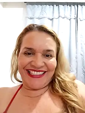 charlotte milf30 online show from April 11, 2026, 4:09 am