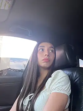 lunna-foxx online show from March 7, 2026, 10:04 pm