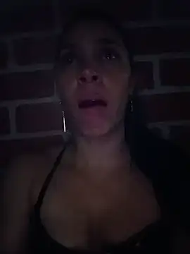 kiki milu online show from July 19, 2026, 2:53 am