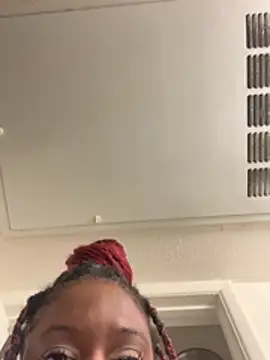 ShortcakeMochaa online show from April 18, 2026, 7:58 pm