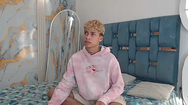 GOLD BOYS online show from April 15, 2026, 5:24 am