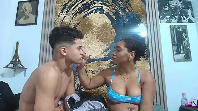 raven robin  online show from March 23, 2026, 4:01 am