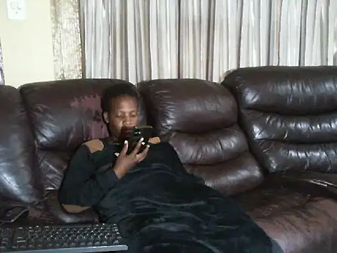 Sky-Diamond online show from April 13, 2026, 7:34 am