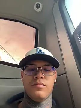 Maxtor  online show from February 19, 2026, 10:40 pm