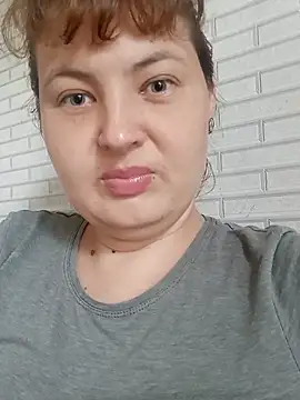 NataliKuper online show from July 5, 2026, 1:18 pm