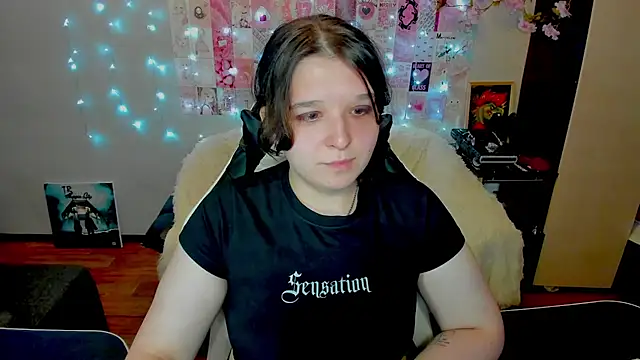 Kate Acid online show from July 14, 2026, 2:27 am