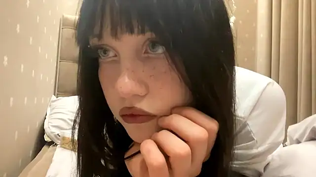 RachaelHrycko online show from February 20, 2026, 9:06 pm