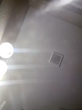 MissBella0969 online show from April 5, 2026, 9:27 am