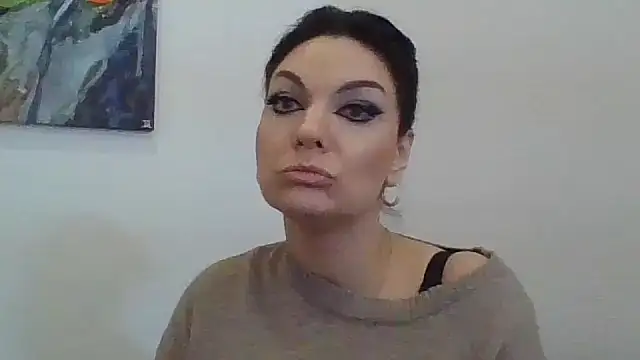 emilyyy555 online show from February 19, 2026, 7:49 am