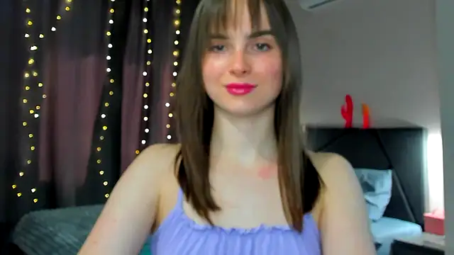 megann fox2 online show from April 15, 2026, 12:10 pm