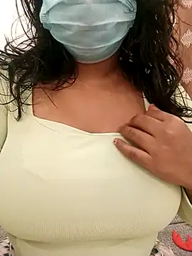 Snapshot of NISHHAA chatting on February 27, 2026, 10:31 pm NISHHAA online show from February 27, 2026, 10:31 pm