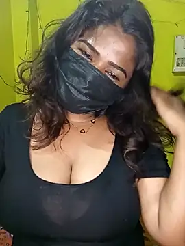 NISHHAA online show from May 6, 2026, 1:26 pm