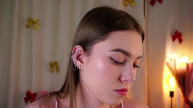 Snapshot of LorileeRuetz chatting on February 28, 2026, 11:54 am LorileeRuetz online show from February 28, 2026, 11:54 am