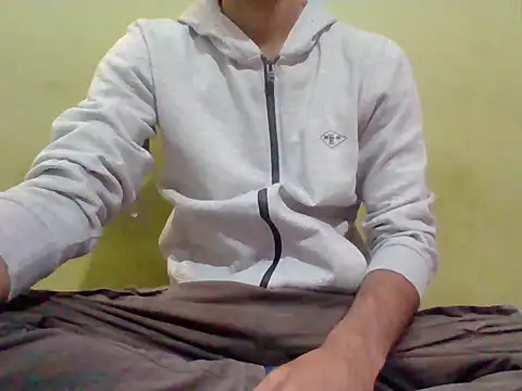 striplover 1 online show from February 20, 2026, 1:35 pm