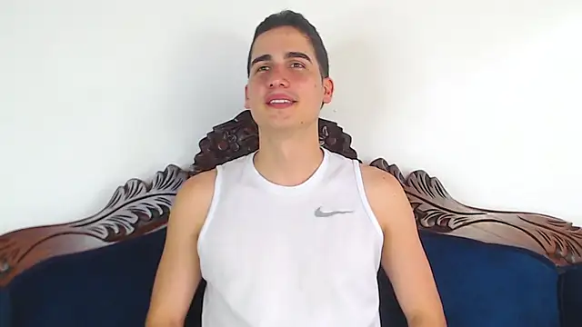 Snapshot of ryanlevi1 chatting on March 3, 2026, 8:38 pm ryanlevi1 online show from March 3, 2026, 8:38 pm