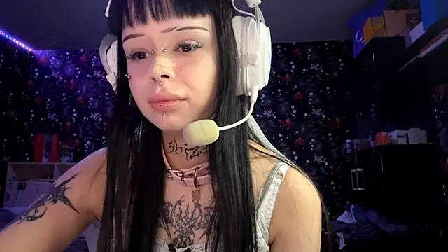 Snapshot of Luna_Sohotti chatting on February 25, 2026, 3:12 pm Luna Sohotti online show from February 25, 2026, 3:12 pm