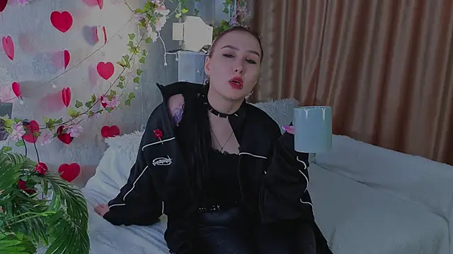 ThoraHaring online show from February 27, 2026, 4:23 am