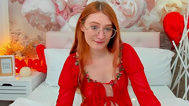 TinaHarp online show from March 10, 2026, 1:26 pm