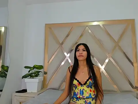 Carlotaasm online show from March 8, 2026, 4:38 am