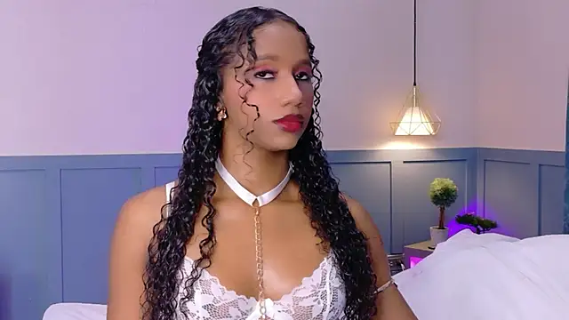 Snapshot of Chloe-Rose- chatting on June 15, 2026, 10:15 am Chloe-Rose- online show from June 15, 2026, 10:15 am