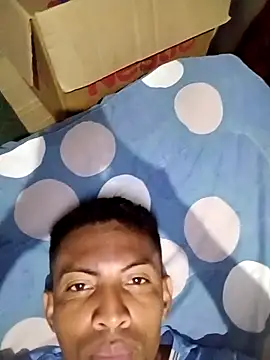 Snapshot of Isma123_bo chatting on February 19, 2026, 12:57 pm Isma123 bo online show from February 19, 2026, 12:57 pm