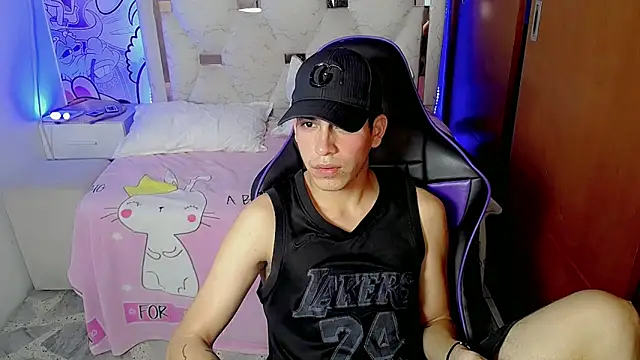 Snapshot of Bby_cash_ chatting on February 24, 2026, 8:42 pm Bby cash online show from February 24, 2026, 8:42 pm