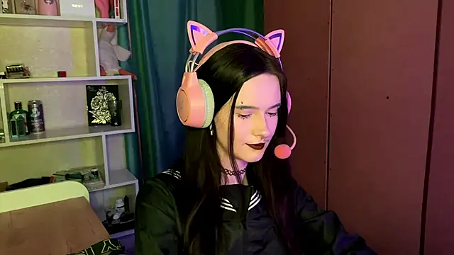 Snapshot of MabelDefina chatting on February 27, 2026, 11:10 am MabelDefina online show from February 27, 2026, 11:10 am