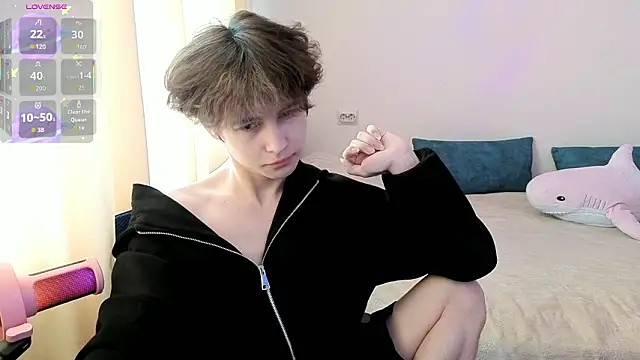  LukaHayes  online show from February 21, 2026, 11:01 am