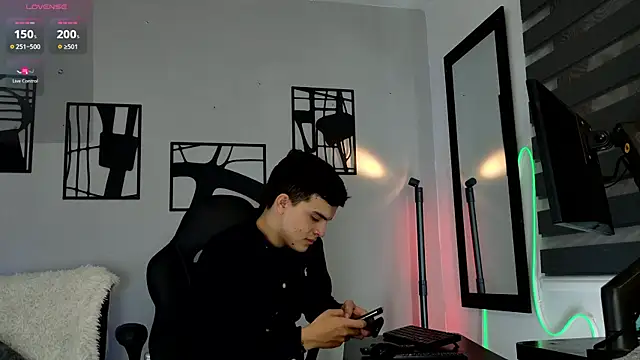 nico pelusa online show from February 25, 2026, 10:20 pm