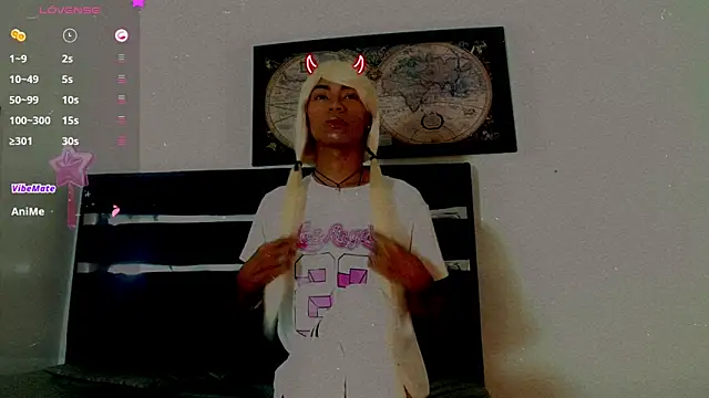 Snapshot of suzume_Mendez chatting on February 19, 2026, 11:07 am suzume Mendez online show from February 19, 2026, 11:07 am