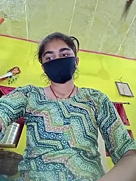 Snapshot of Cute_Mahek99 chatting on June 26, 2026, 11:32 pm Cute Mahek99 online show from June 26, 2026, 11:32 pm