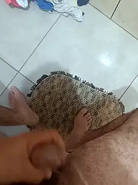 afindeprazer online show from April 15, 2026, 8:20 am