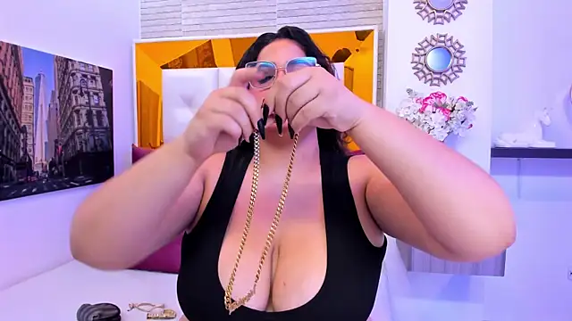  Rachel- online show from April 8, 2026, 7:48 pm