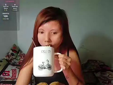 lady moon09 online show from July 17, 2026, 4:43 am