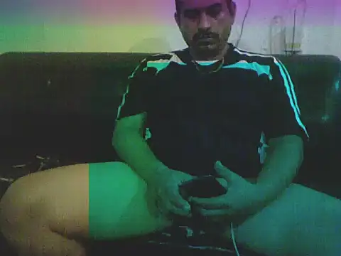 Snapshot of Faraon88 chatting on June 11, 2026, 10:01 am Faraon88 online show from June 11, 2026, 10:01 am