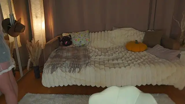 SherryBoone online show from April 15, 2026, 6:12 pm