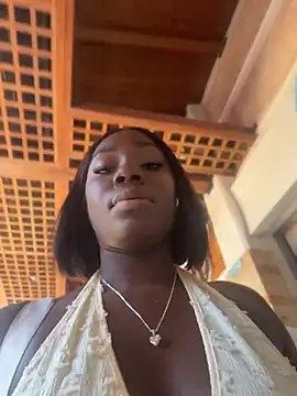 ZarahFerreira online show from May 24, 2026, 7:14 pm