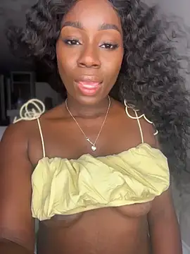 ZarahFerreira online show from May 16, 2026, 1:37 am